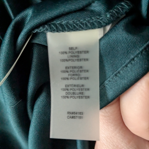 NWT Kensie Handkerchief Hem Pleated Dress - Picture 6 of 7